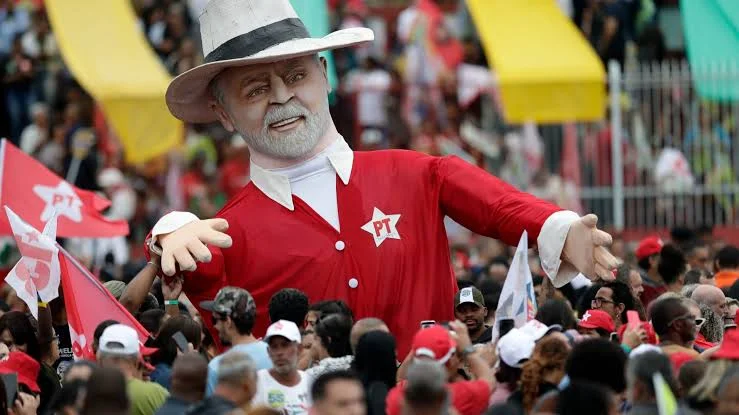 Brazil Presidential Race Deadlocked as Lula and Flávio Bolsonaro Debate Clashes Heighten Tensions Ahead of October Vote
