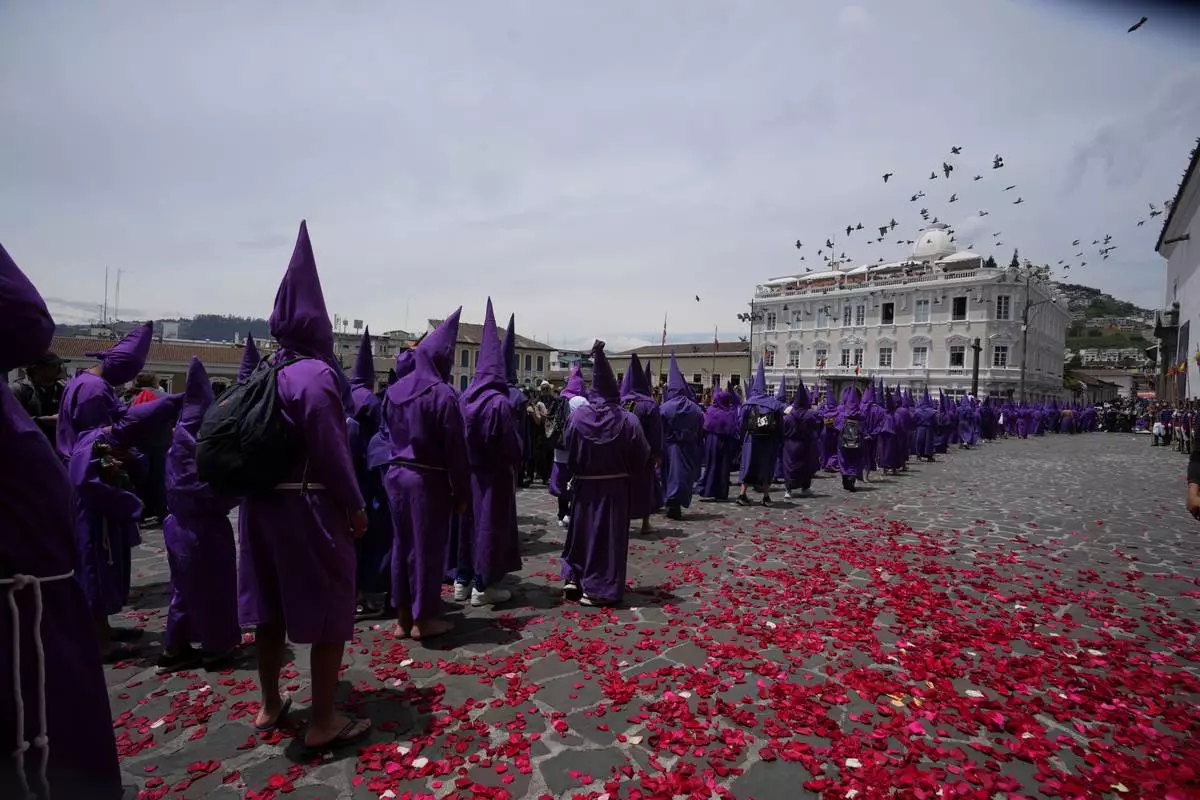 Good Friday Processions Fill Latin American Streets