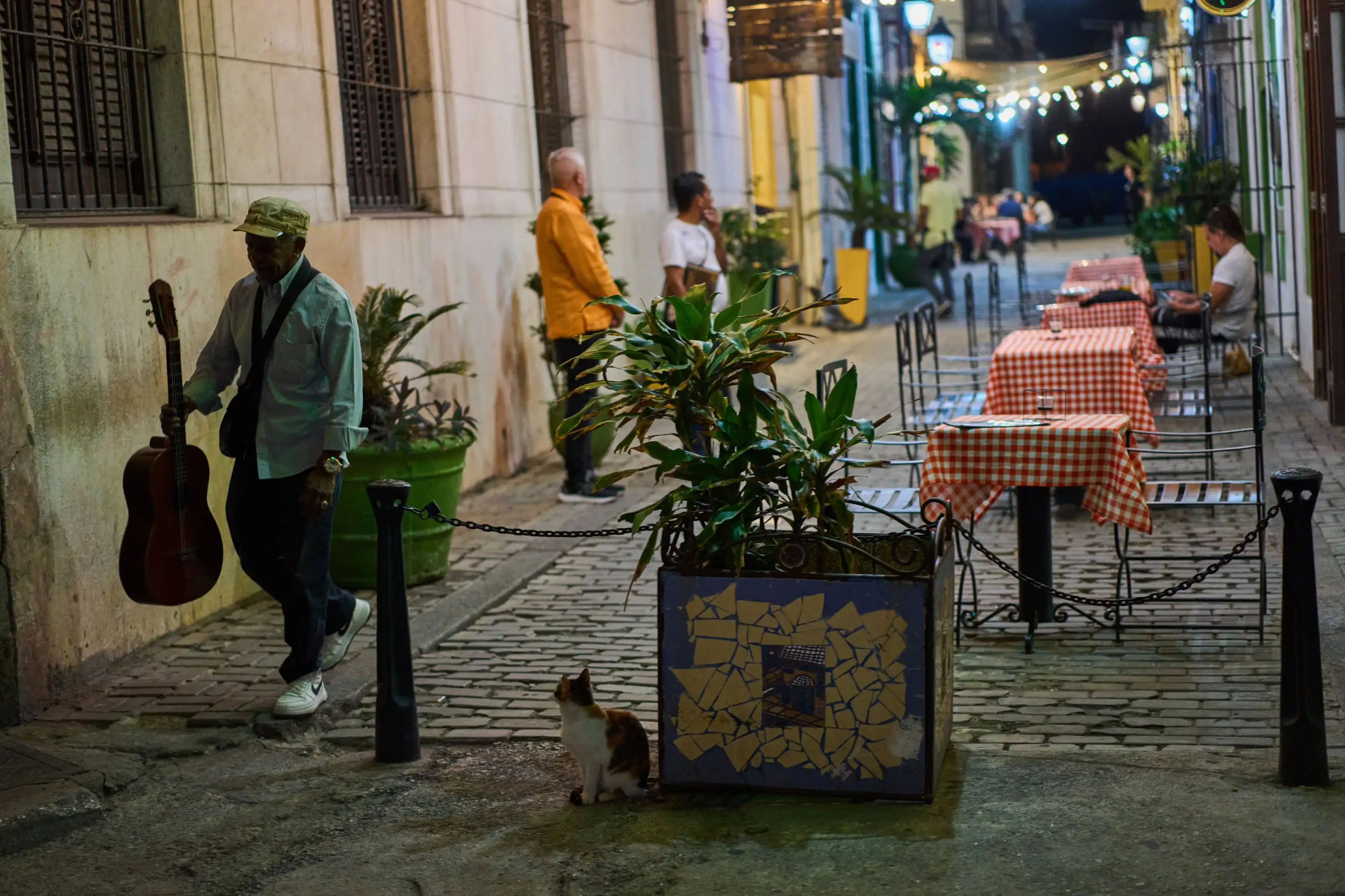 Cuba Energy Crisis Silences Havana Nightlife