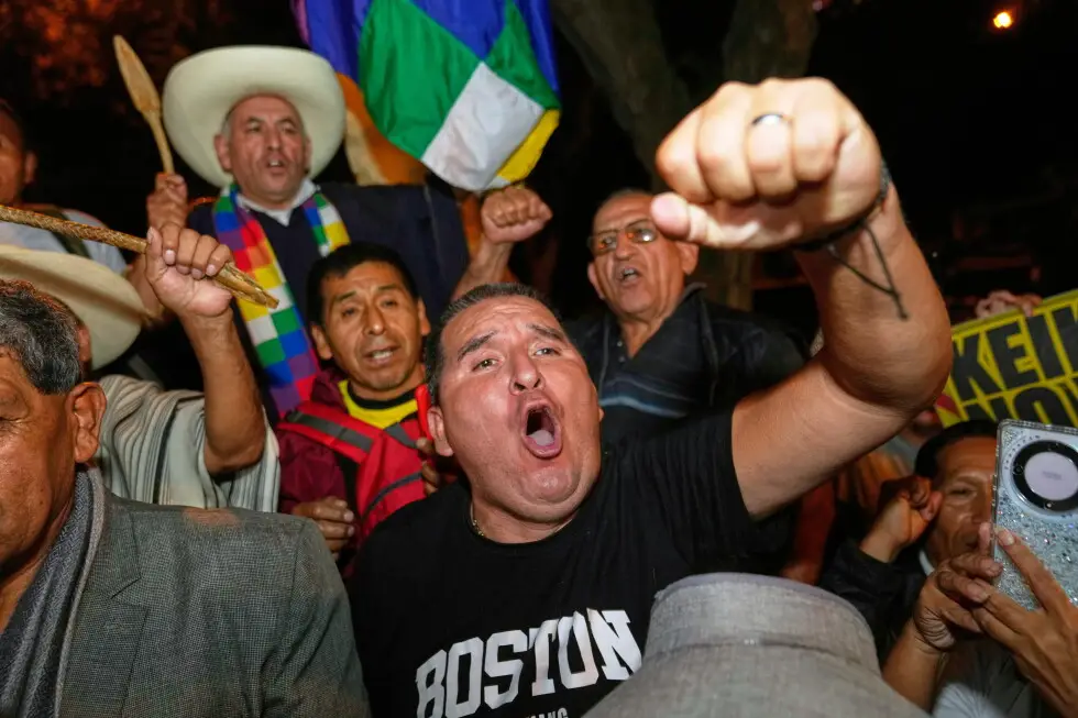 Peru Election Cliffhanger: Sánchez Narrows Gap on Fujimori