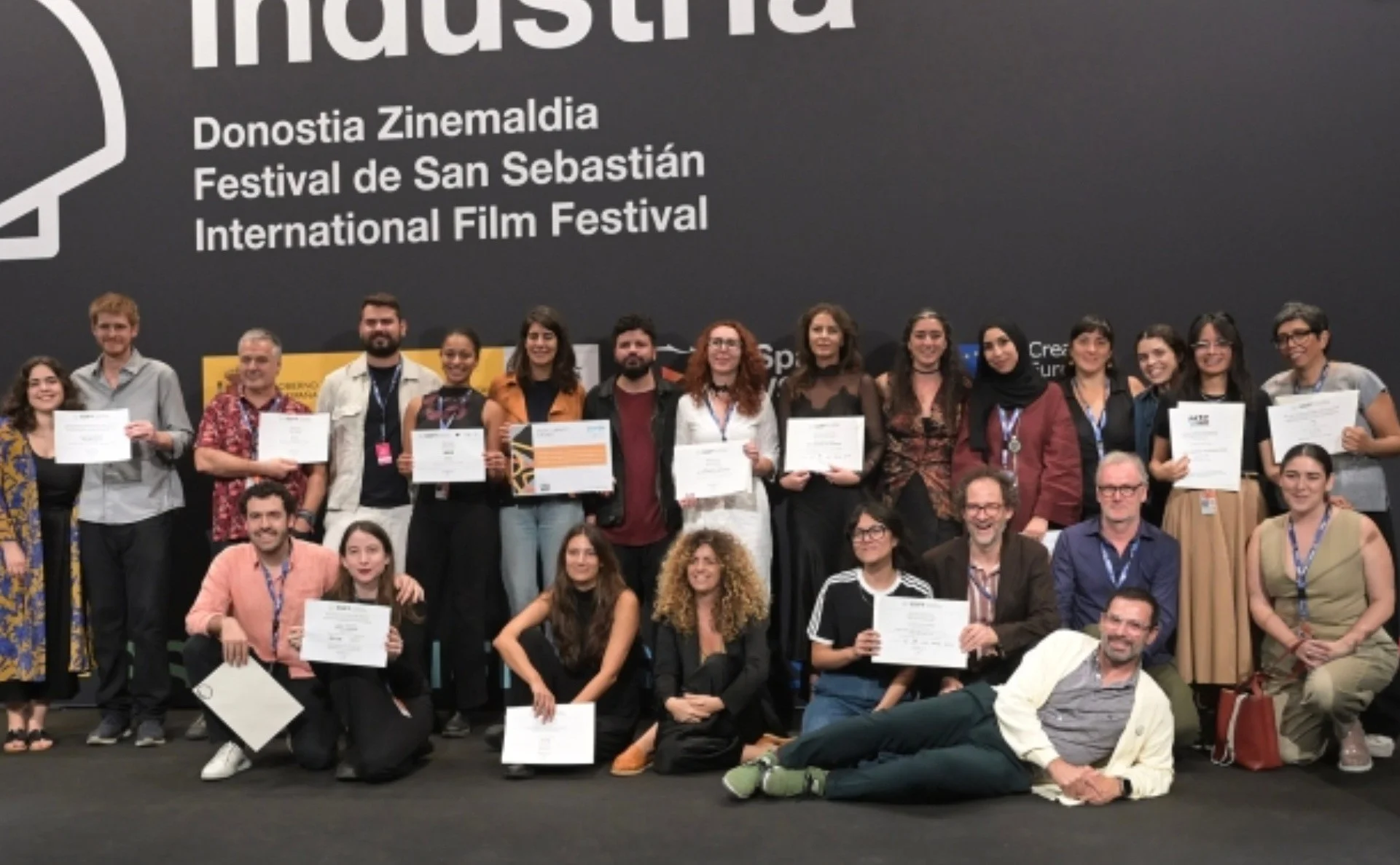 Latin American Cinema Celebrated as San Sebastián Film Festival Concludes with Major Honors for Regional Filmmakers
